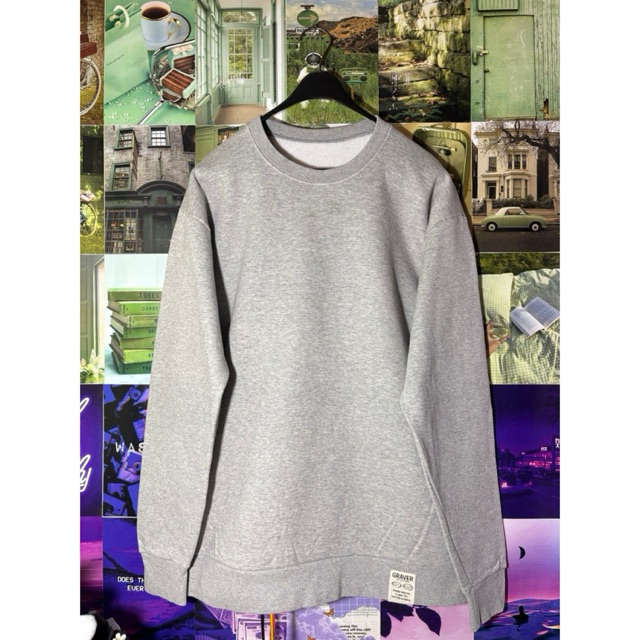 Graver of Anaheim  Basic Crewneck Preloved