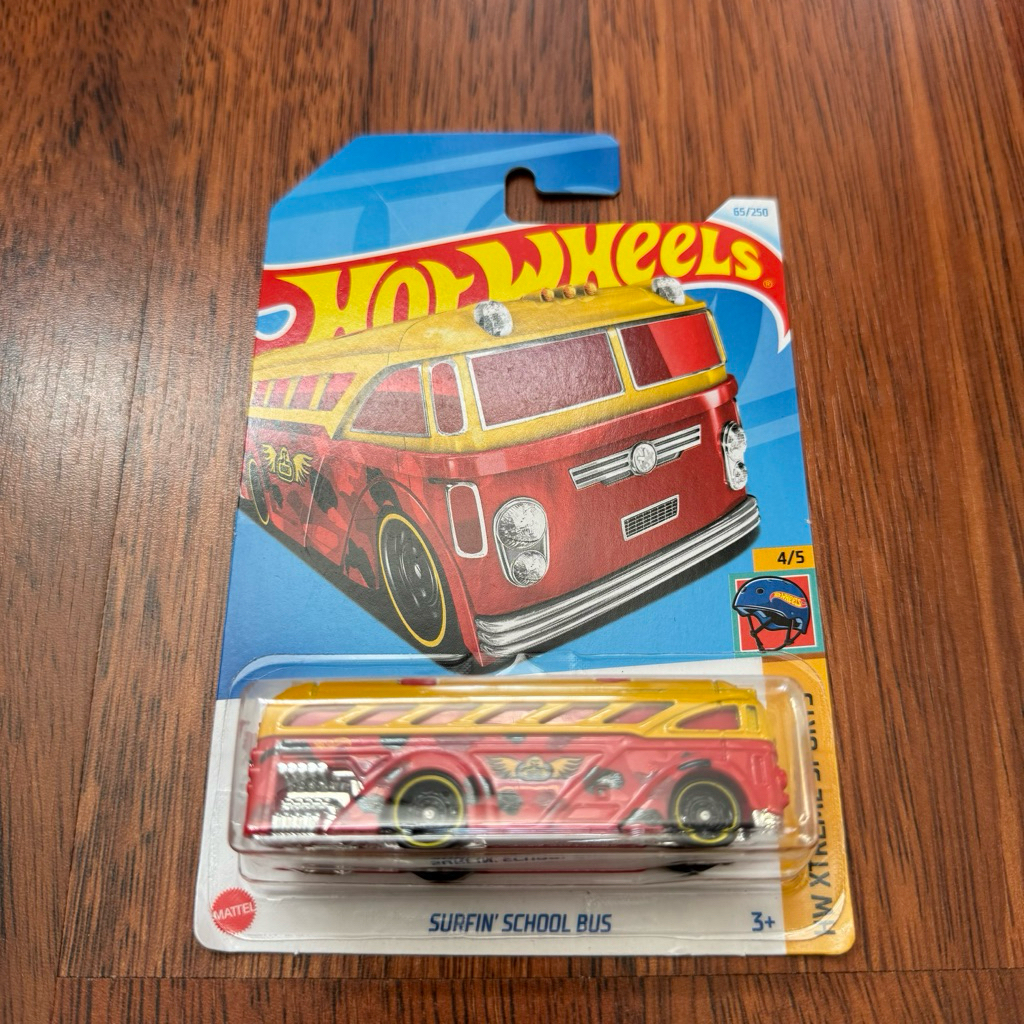 Hot Wheels Original Surfin’ School Bus