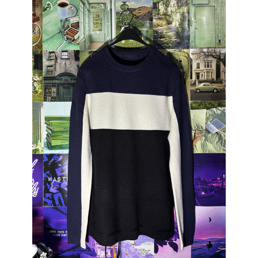 Ziozia 3 Tone Color Simple Texture Crewneck Sweater Preloved