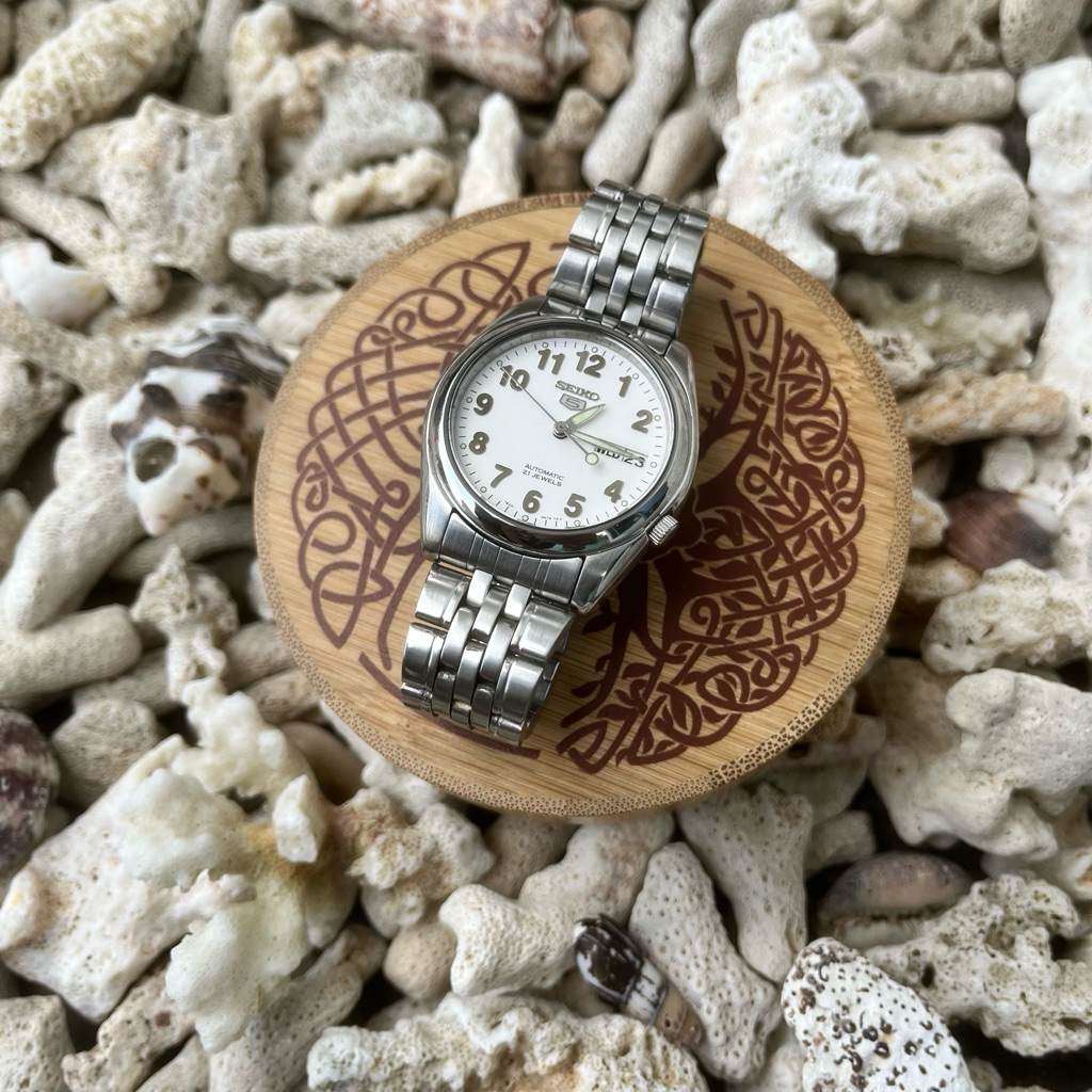 Seiko numeric dial 7s26