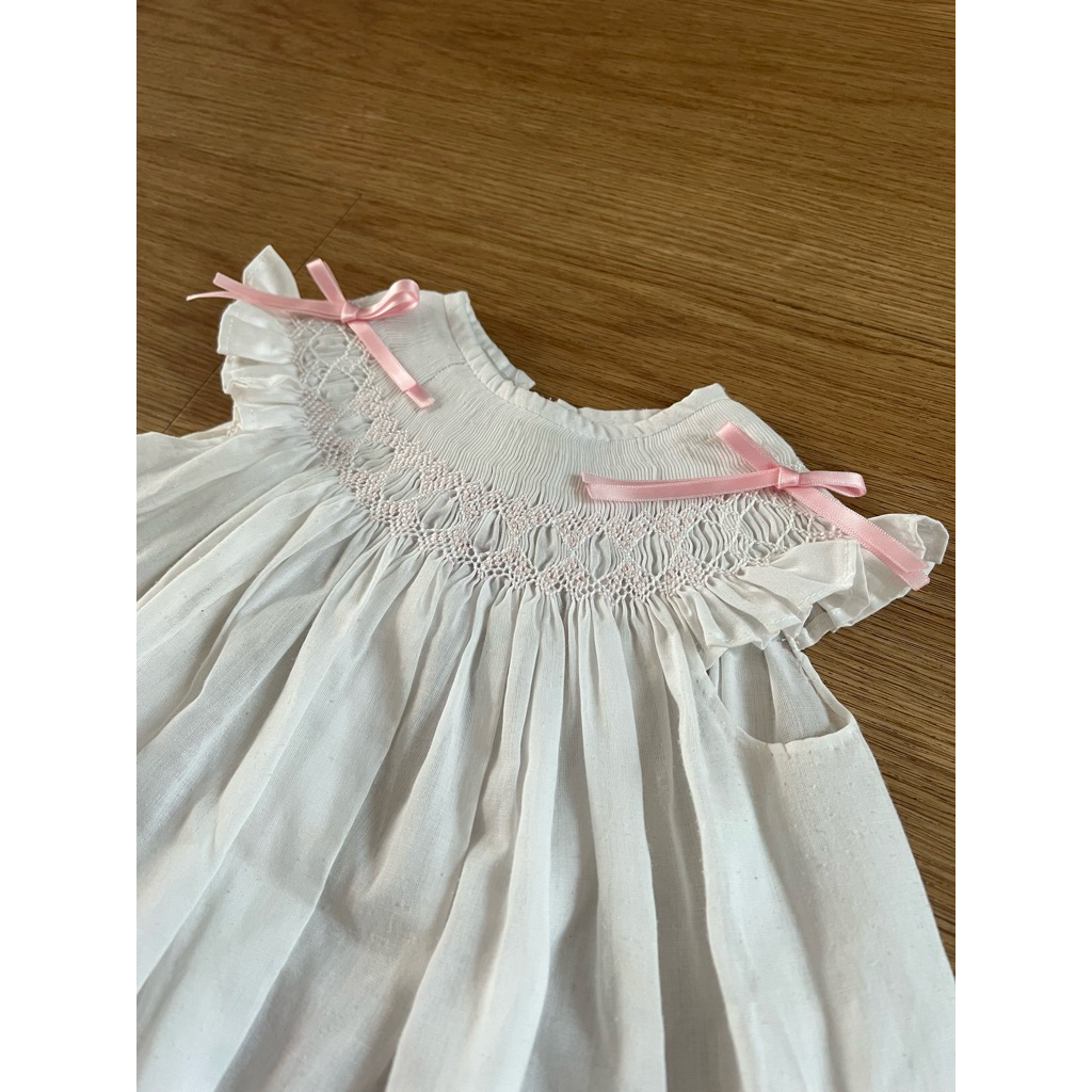 DBB Hand Smocked Dress White Pink Size 12-24 Months Pakaian Anak Perempuan