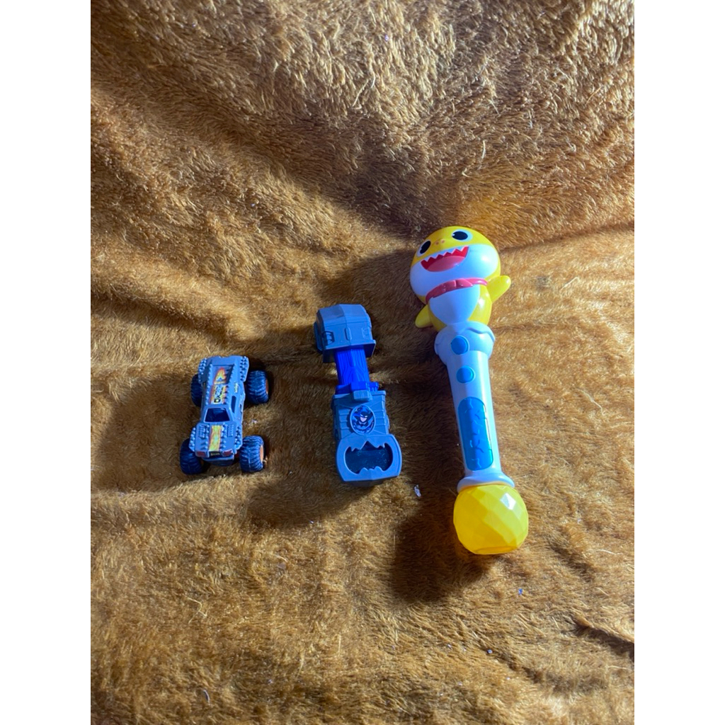 PL Mainan Anak Serba 30rb Monster Jam, Teropong Batman, Pinkfong Baby Shark. Iz