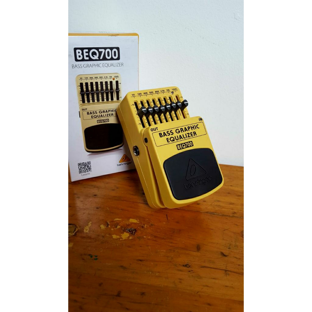 Bass equalizer behringer BEQ700