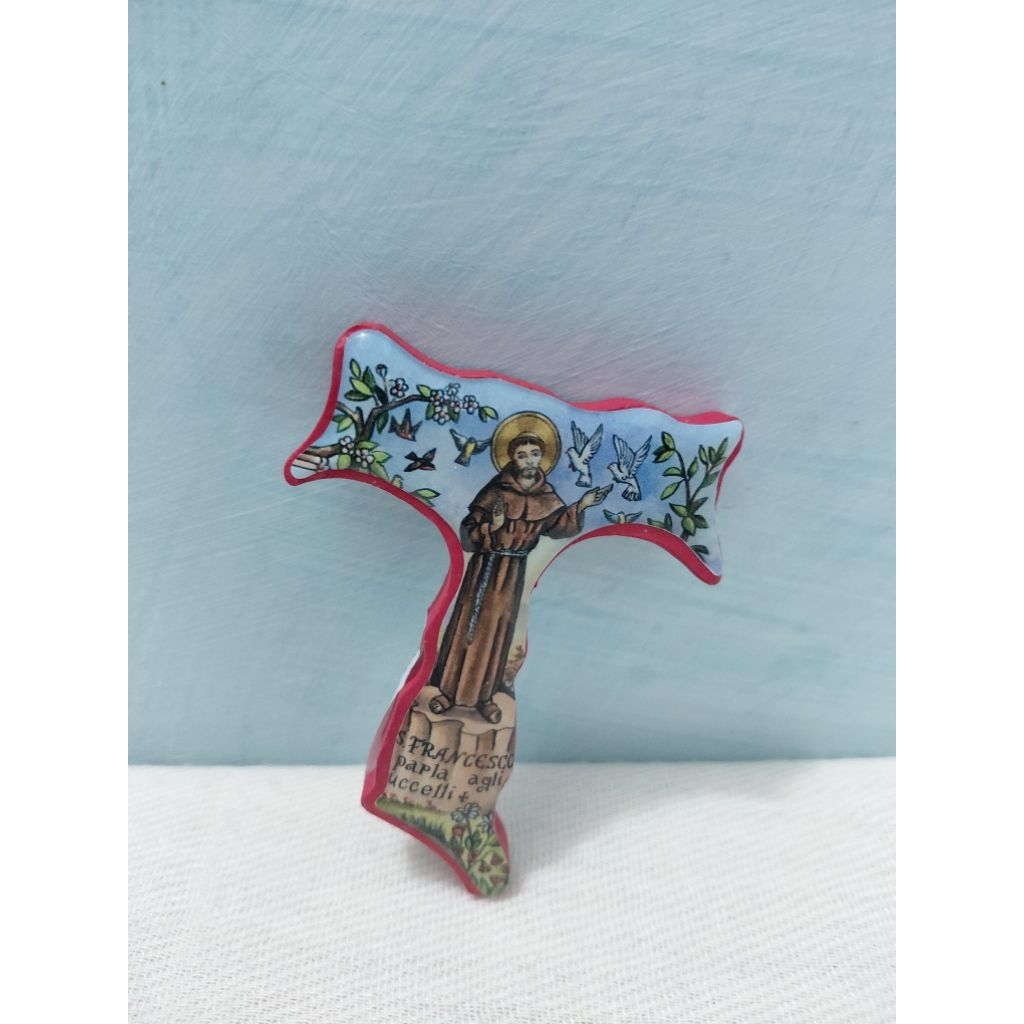 Tempelan Kulkas Salib Tao Santo Fransiskus Assisi