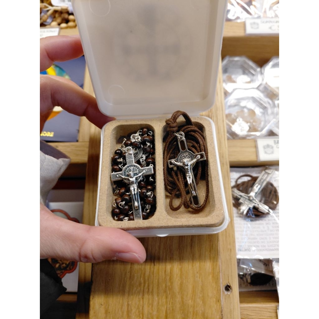 Rosario + Kalung Salib Benediktus Italy