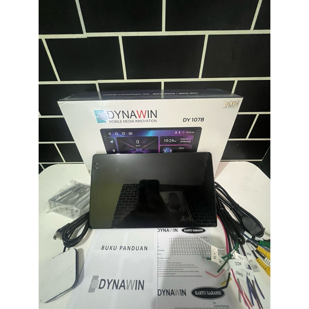 Head unit android Dynawin ram 4/64gb 9&10inch