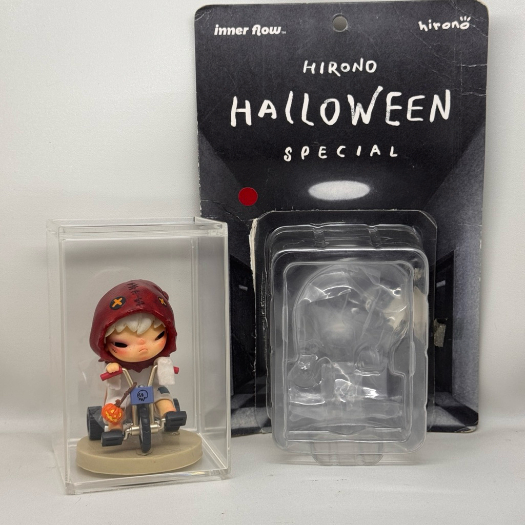 [Unsealed] Pop Mart Hirono Halloween Special Blister Bonus Case Display