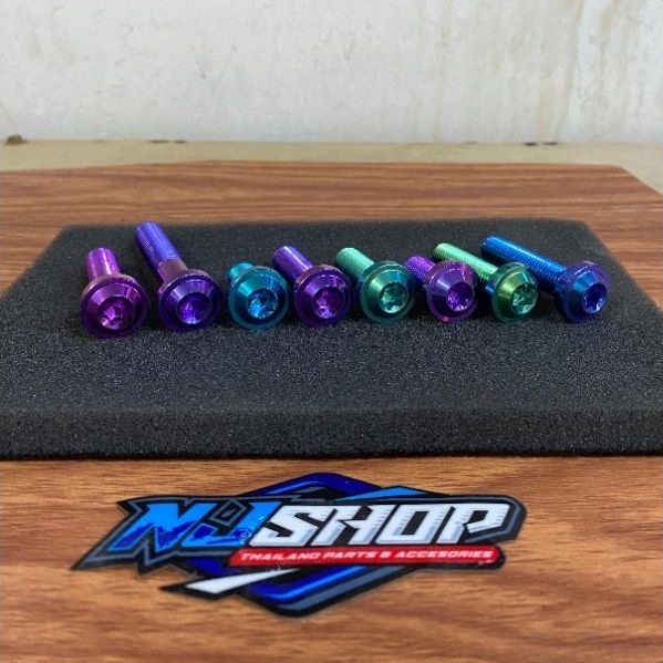 Harga Satuan Baut Titanium m8 drat 12 Panjang 1,5cm 2c,5cm 3,5cm 4cm original titanium anti karat mo