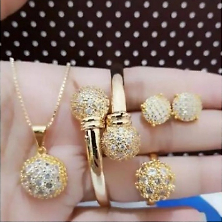set perhiasan wanita dewasa,set bolah,set perhiasan titanium asli anti luntur anti karat, perhiasan 