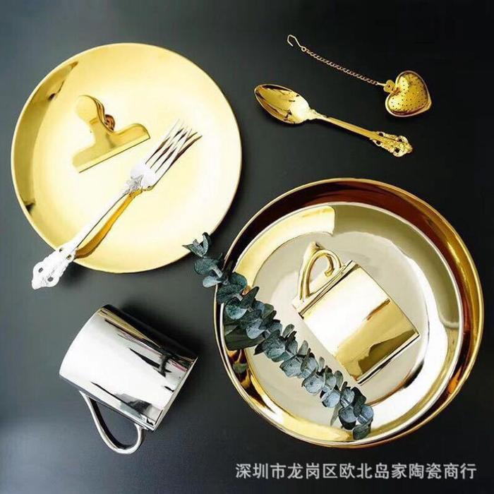 Piring Makan Keramik Warna Emas Elegan dengan Lapisan Emas - Ceramic gold Plate plating