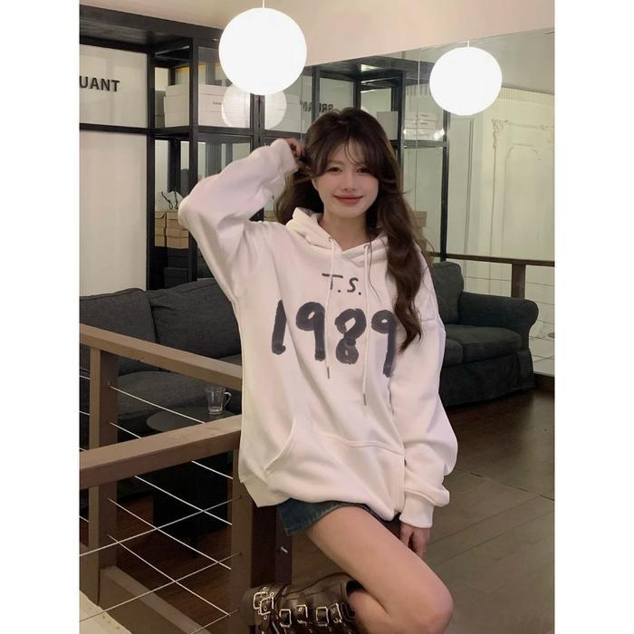 COD Fastfash Putih Sweater Hoodie Jumper Wanita 1989 Taylor Swift The Eras Tour Oversize Premium