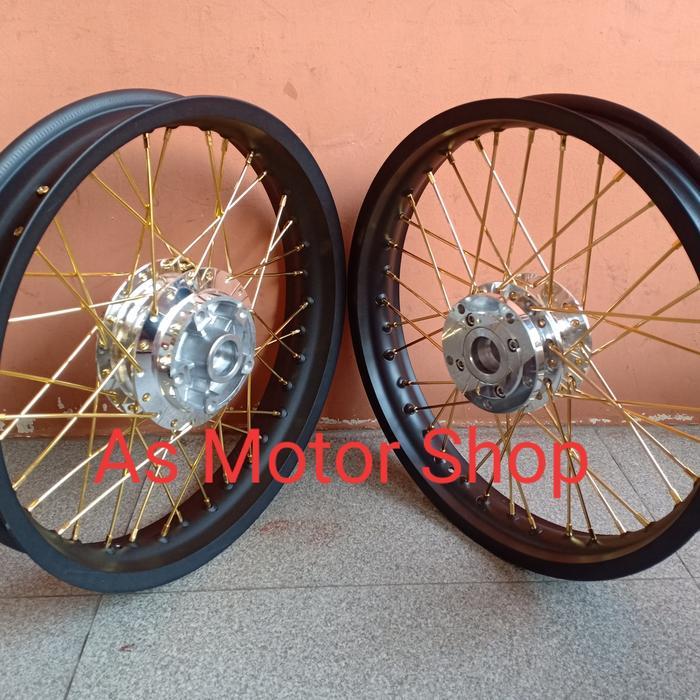 sepaket velg rossi 215 -250 -17 tromol set jari2 vixion new vixion old