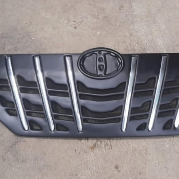 Grill Custom Grand Innova 2014-2015 Model Alphard