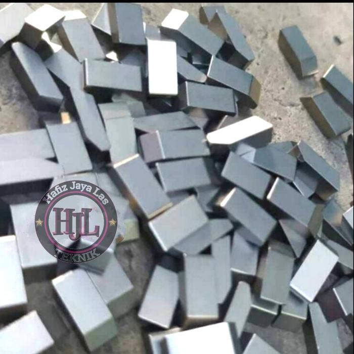 mata widia titik baja mata gergaji serkel 10.5 x 3.8 x 3 100pcs