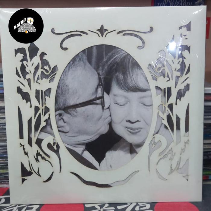 VINYL NADIN AMIZAH - UNTUK DUNIA CINTA DAN KOTORNYA