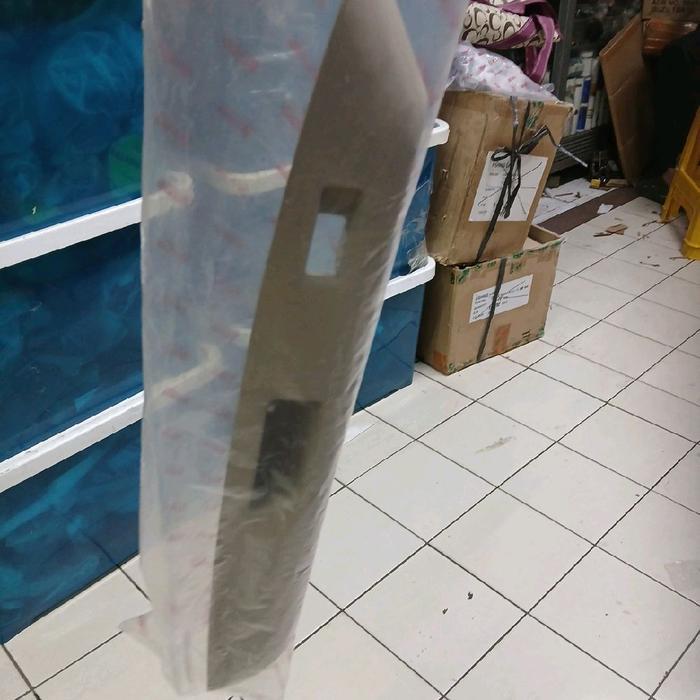 Arm Rest Door Trim Dpn Kanan Original Daihatsu Luxio