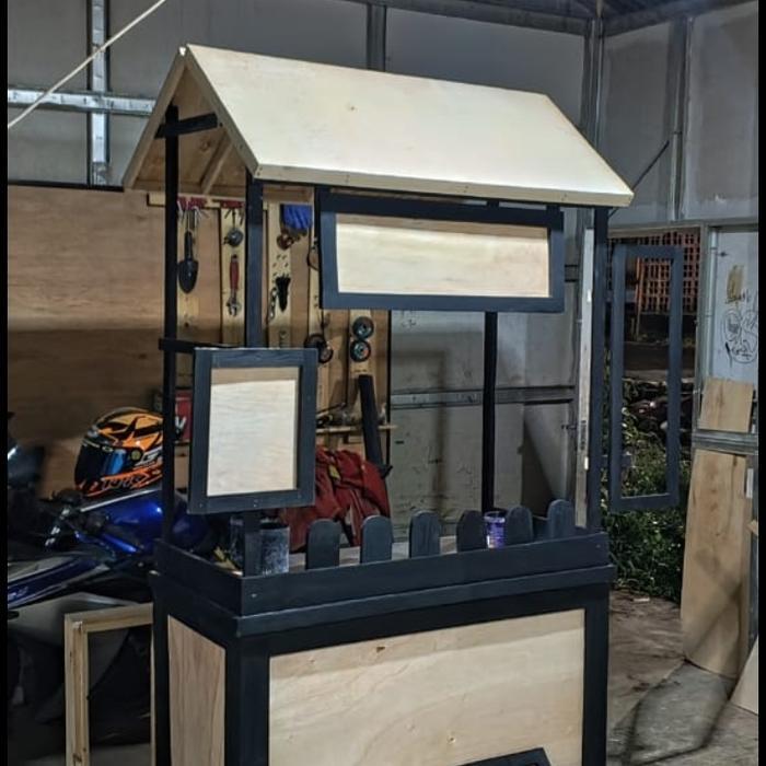 GROBAK BOOTH LIPAT ATAP SEGITIGA