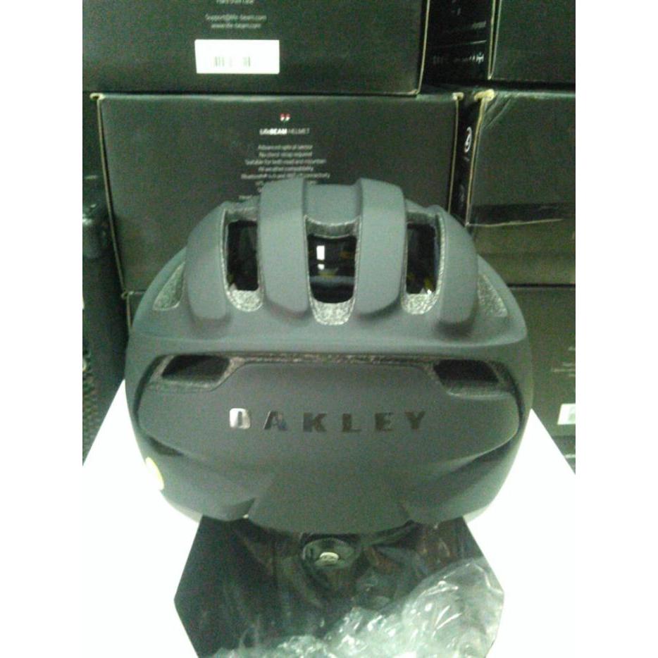 HELM SEPEDA OAKLEY ARO3 BLACKOUT NEW
