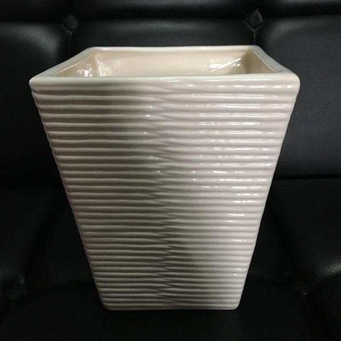 Pot Keramik. 8 Vas Keramik. Vas Keramik Putih. Pot Bunga Putih. Pot