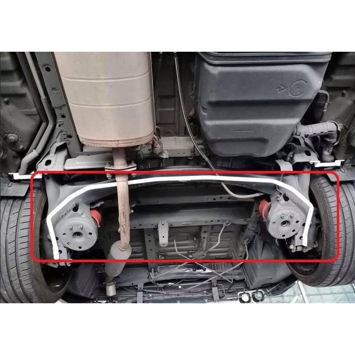 Aksesoris Stabiliser Ultra Racing Rear Anti Roll Alphard Vellfire 08+