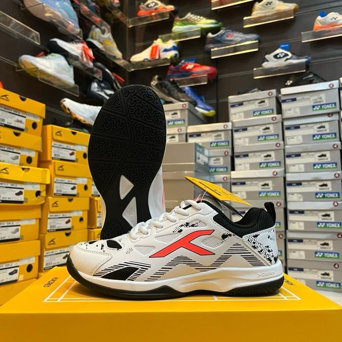 Victor Badminton - Sepatu Badminton Hundred Razor Ori Free Kaos Kaki + Grip Hundred Blast Original