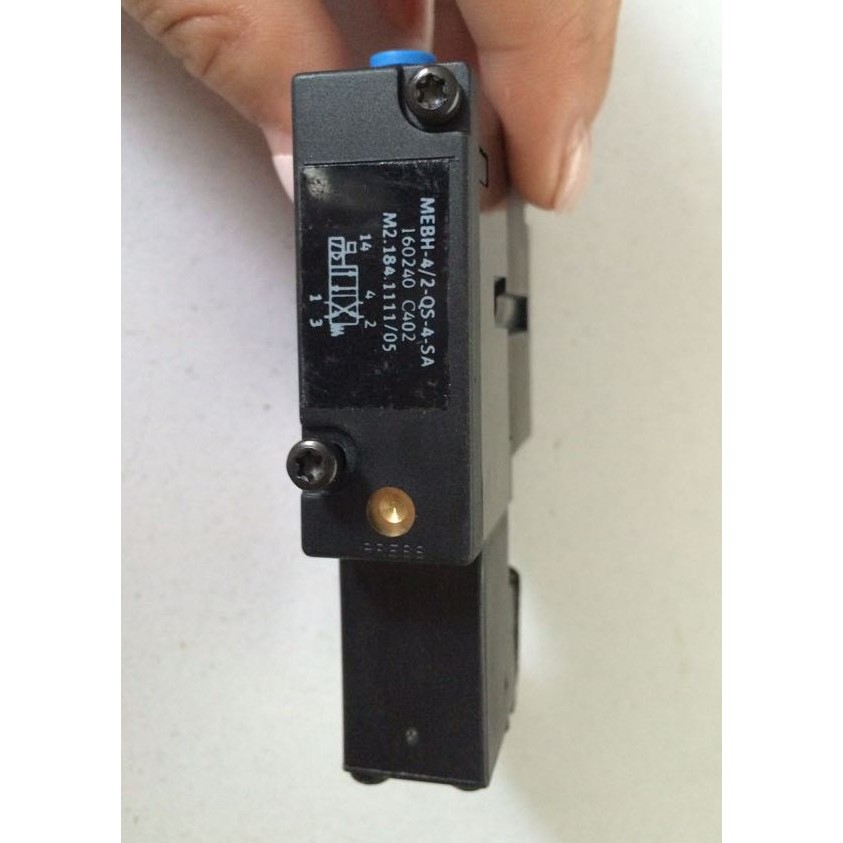 BELI SEKARANG Solenoid valve FESTO MEBH-4/2-QS-4-SA M2.184.1111/05 for Heidelberg printing SM102 CD1