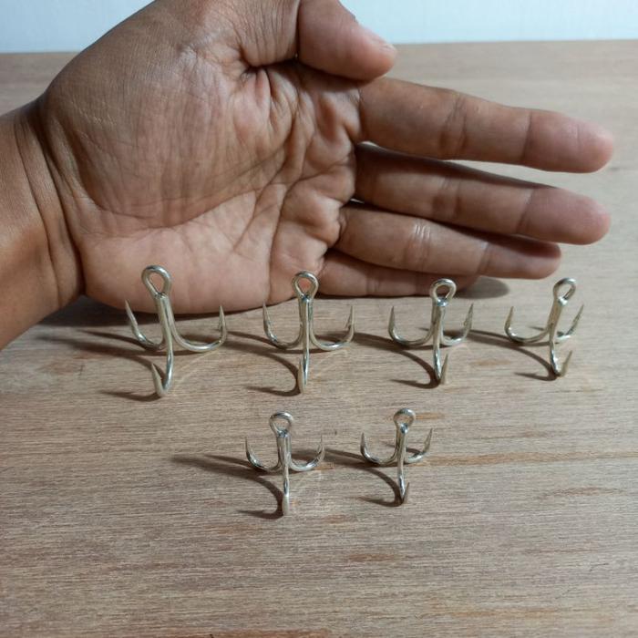 Mata Kail VMC 8527TI dengan Trible Hook Berkualitas Tinggi Ikan Pancing Umpan