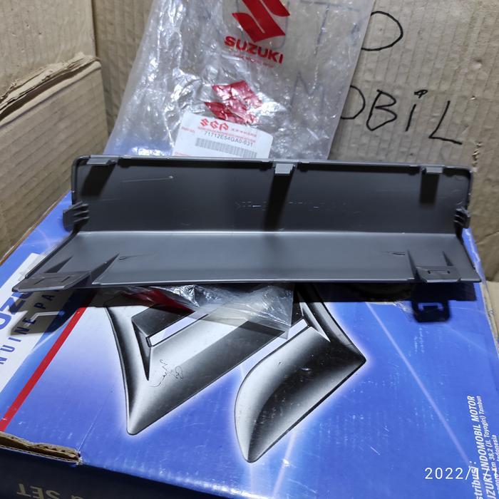 Cover Derek Bemper depan Baleno Next G Original Suzuki