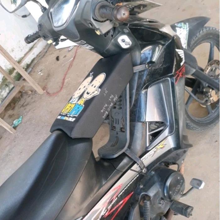 kursi jok boncengan anak motor supra x 125 kartun