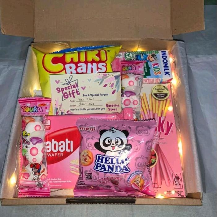 Sale- Snack Box Gift Box Kado Untuk Pacar Teman Hadiah Wisuda Murah Paket Bebas Request Ucapan