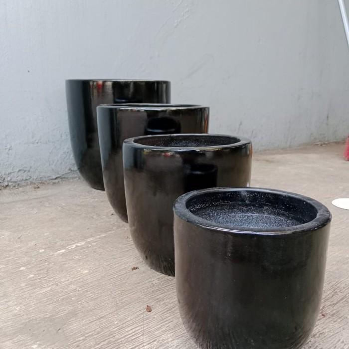 Koralineshop Pot Duco Hitam, Pot Tanah Liat, Pot Kapsul, Pot Indoor, Pot Anggrek