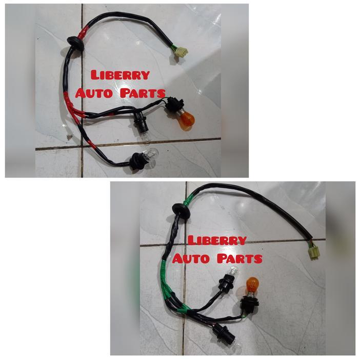 Socket / Soket / Bohlam Lampu Stop Belakang Avanza Xenia 2019-2020