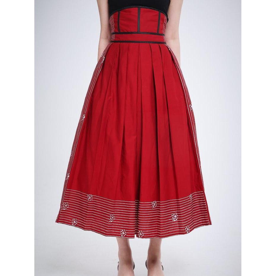 Oe Oemah Etnik X Wilsen Willim - Red White Swasthi Batik Katun Skirt