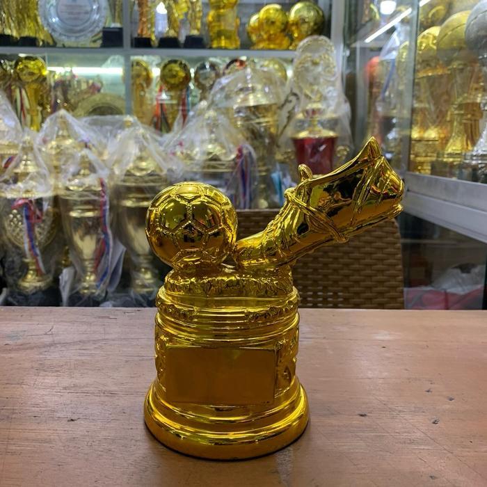 Tropy top score/piala top score inport