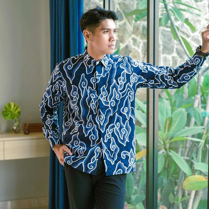 BATIK TRUSMI Kemeja Pria Lengan Panjang Batik Pria Jumbo Motif Mega Mendung Birawa Premium
