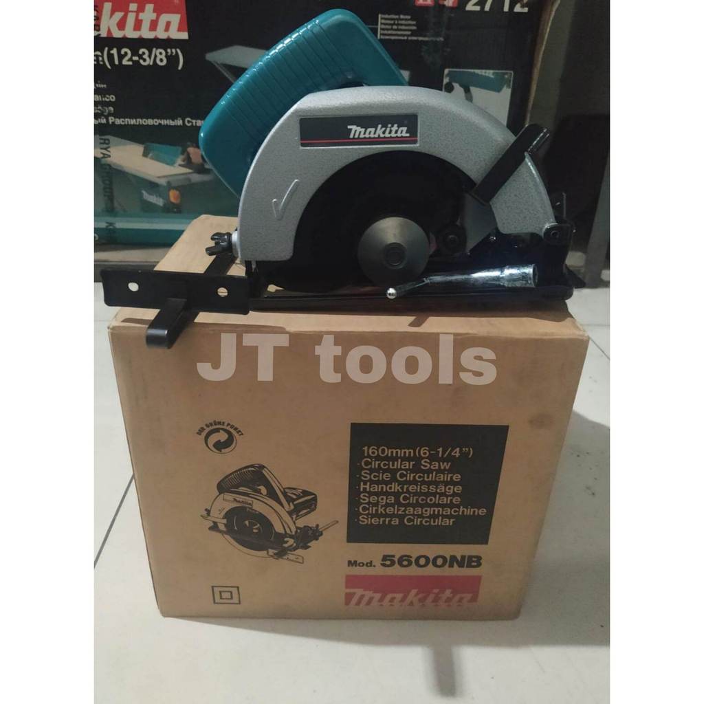 Mesin potong kayu / Gergaji Circular Makita 5600 NB