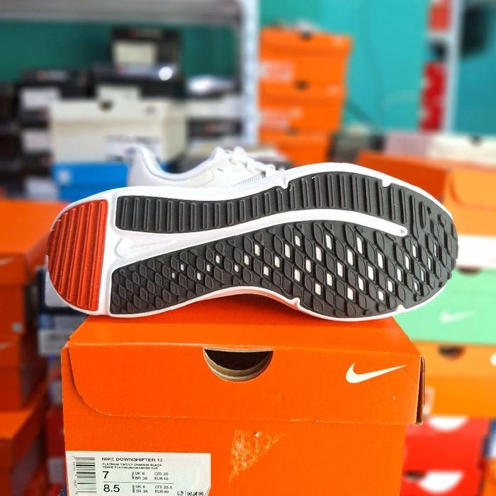 Sepatu Nike Downshifter 12 Platinum Tint