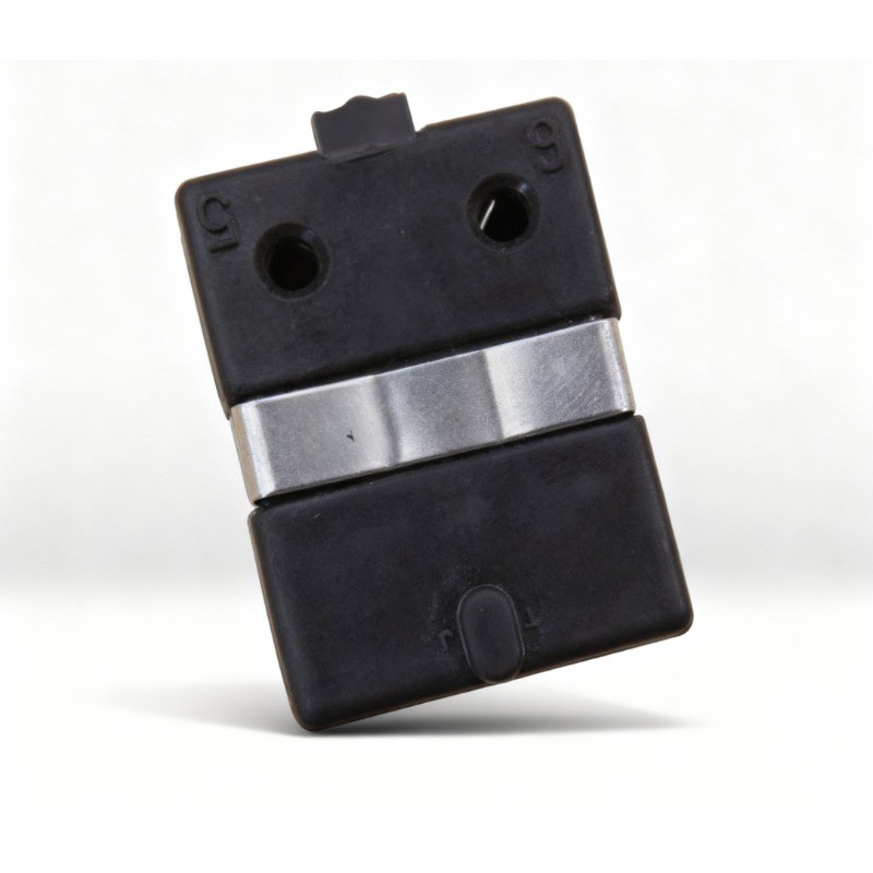 Suitable for Haier BC-117FC refrigerator freezer compressor starter LG single plug P6R8MC 0R0410 OR1