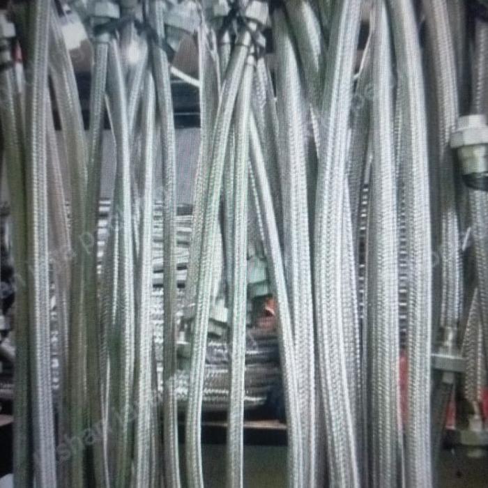 selang gas flexible drat 1/2" Bridgestone
