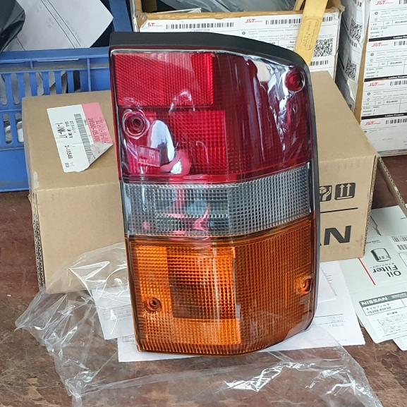 Patrol Y60 Stop Lamp Lampu Rem Belakang Stoplamp 100% Original Nissan