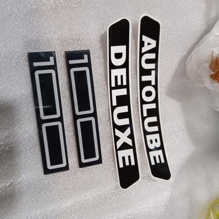 Emblem Logo Stiker Tutup Box Cover Aki Yamaha L2G L2S Yb100 L2Dx