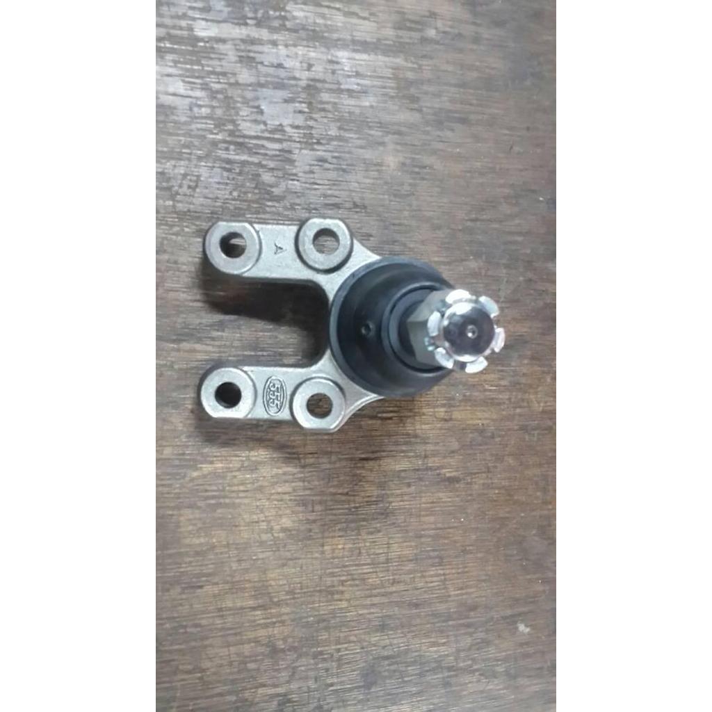 Ball Joint Bawah Nissan Terrano