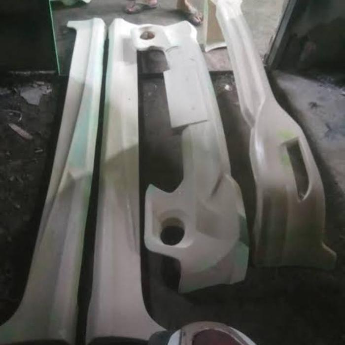 Bodykit Avanza 2012 Plastik Model Luxury Mentah