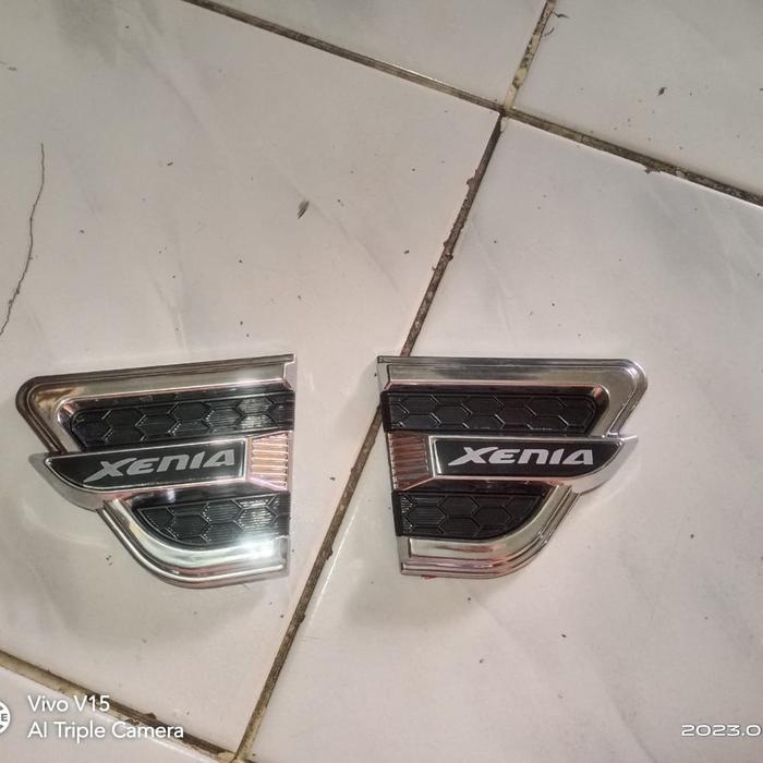Side fender model slim mobil Daihatsu Xenia 2 pcs