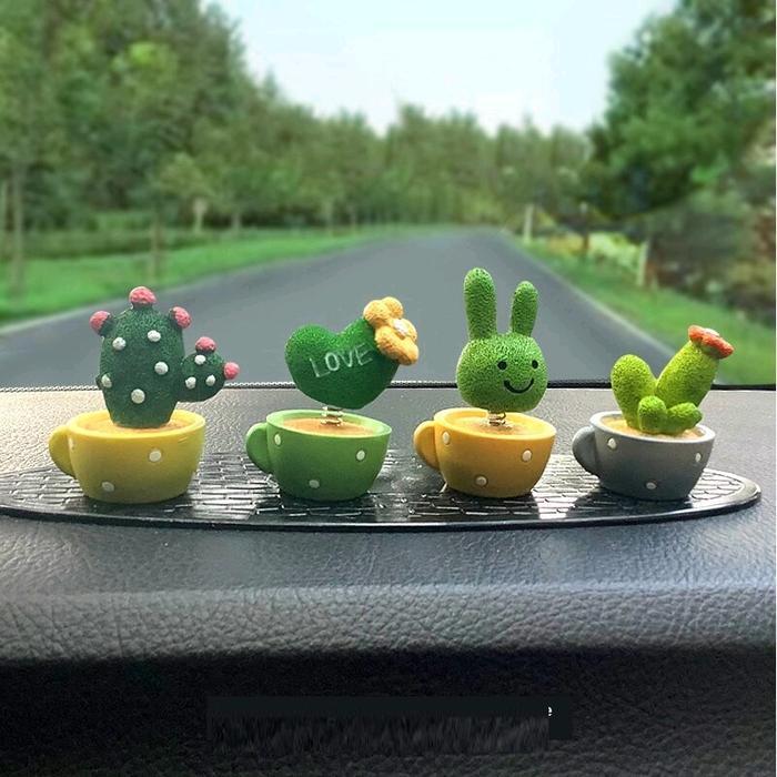 Pajangan Mobil KAKTUS mini 4 in 1 Hiasan Dashboard Mobil Kepala Goyang