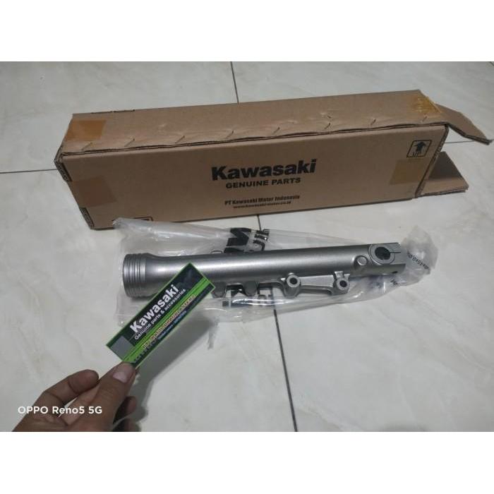 Tabung Bottom Shock Depan Ninja R Ninja Ss Kanan Original Kawasaki