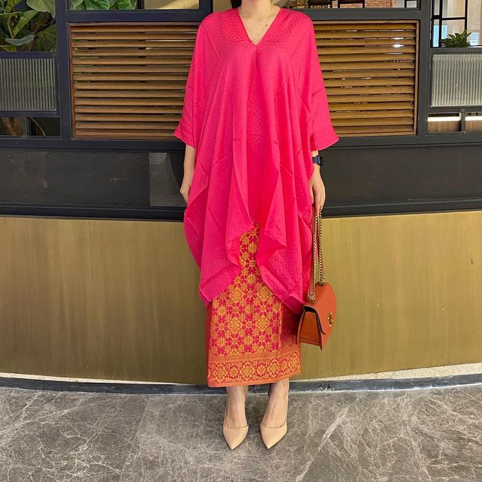 Lausboutique-Tunik Aruna Polos-Seri Sakura-Tunik Batik [Hanya Atasan]