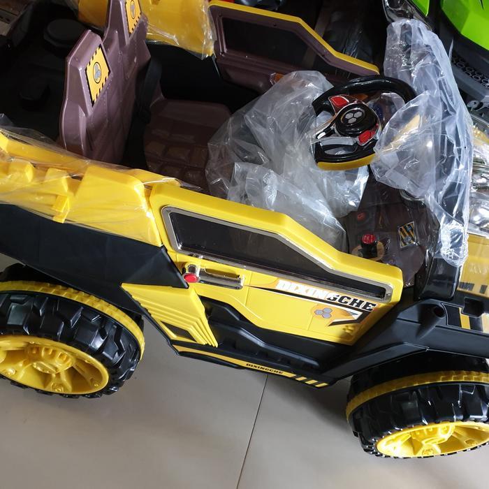 mobil aki pake remot