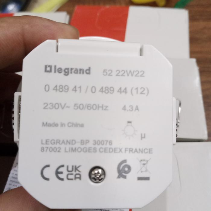 SENSOR GERAK /CEILING MOUNTING MOTOIN SENSOR 360 LEGRAND REF-048944