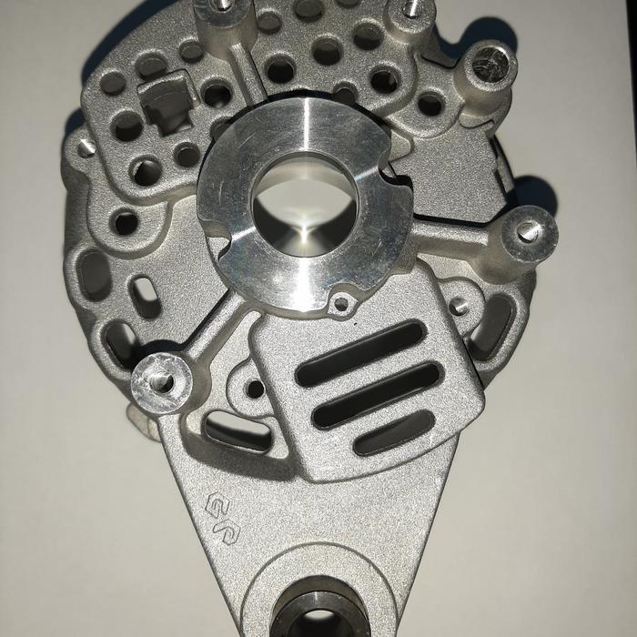 Housing Alternator / Cover Ampere Mitsubishi PS100 4D30 4D31 (Rear)